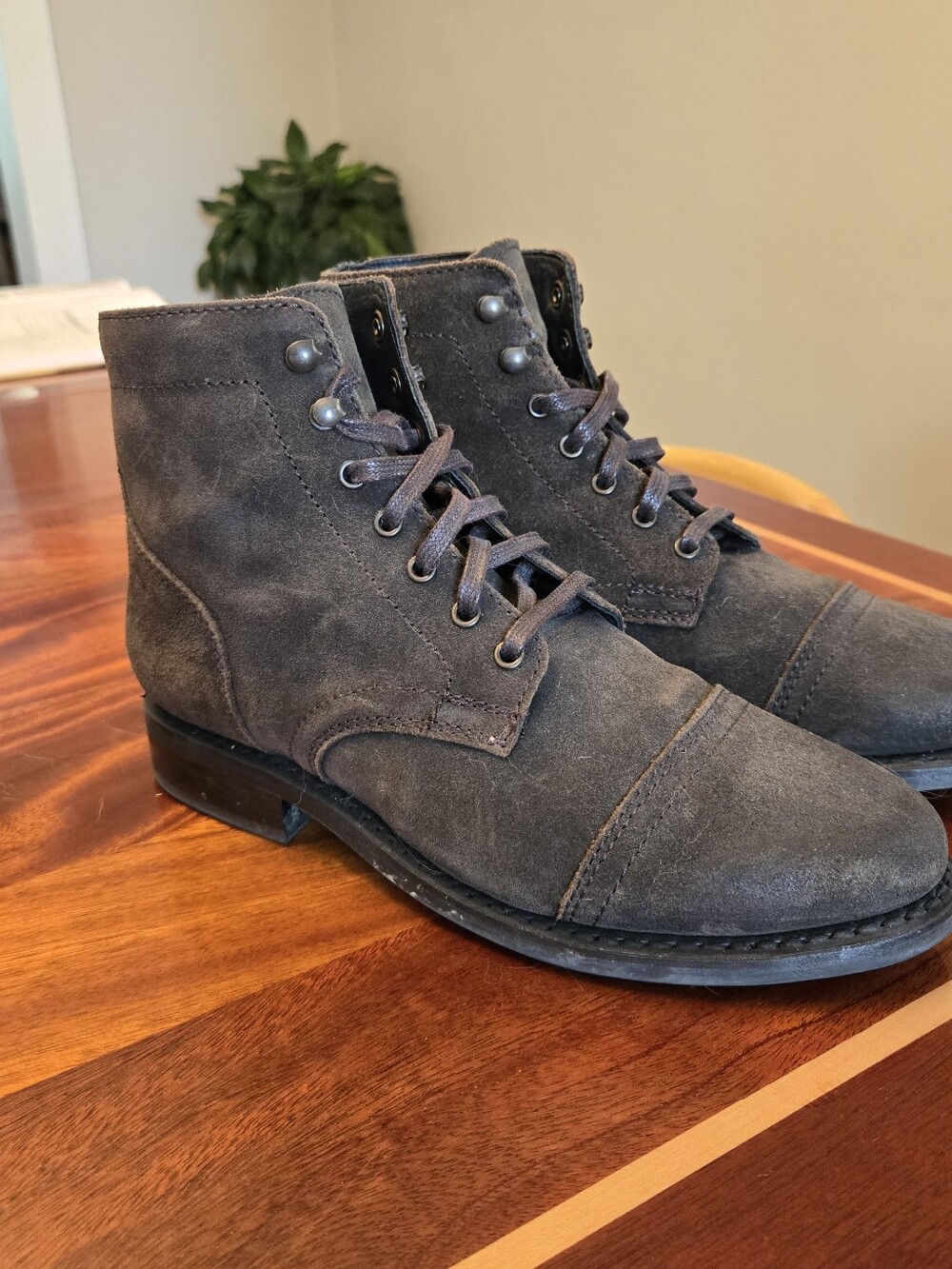 Thursday Boot Company Captain Suede Lace-Up Boots in Dark Olive Womens Size 8.5